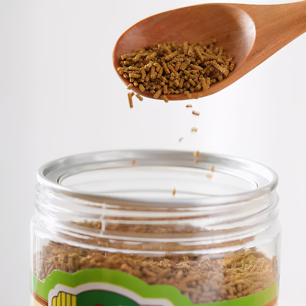 自律女孩每天都喝一杯苦荞茶,苦荞茶美容养颜