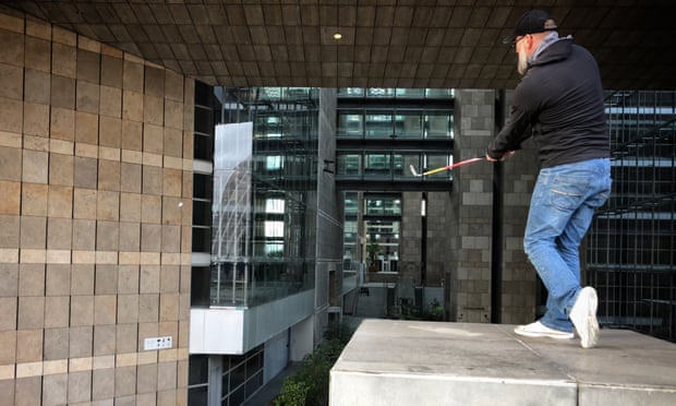 让球童变职业选手，好玩又励志的贫民窟高尔夫了解一下？