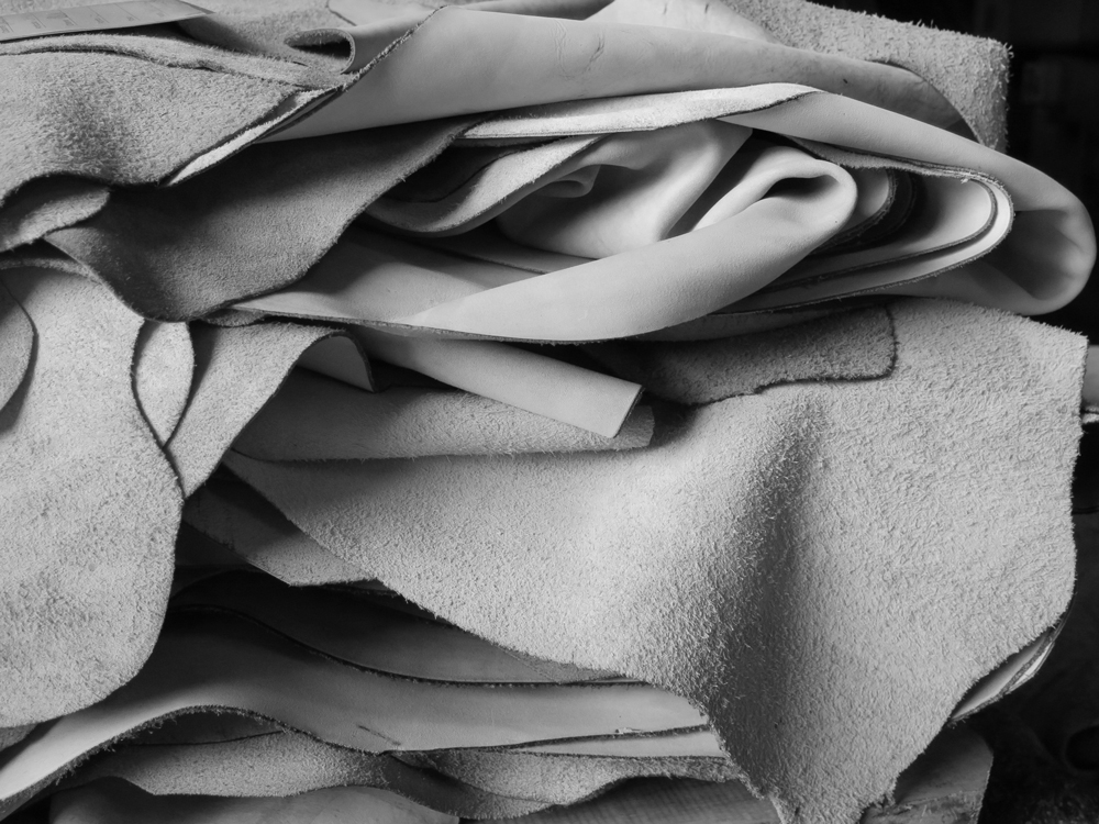 一眼掳获目光的流畅线条:北欧小众手袋及鞋履品牌ATPAtelier