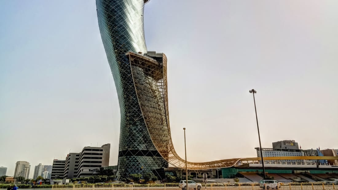 到阿联酋不能说什么 (现在去阿联酋都需要什么手续)