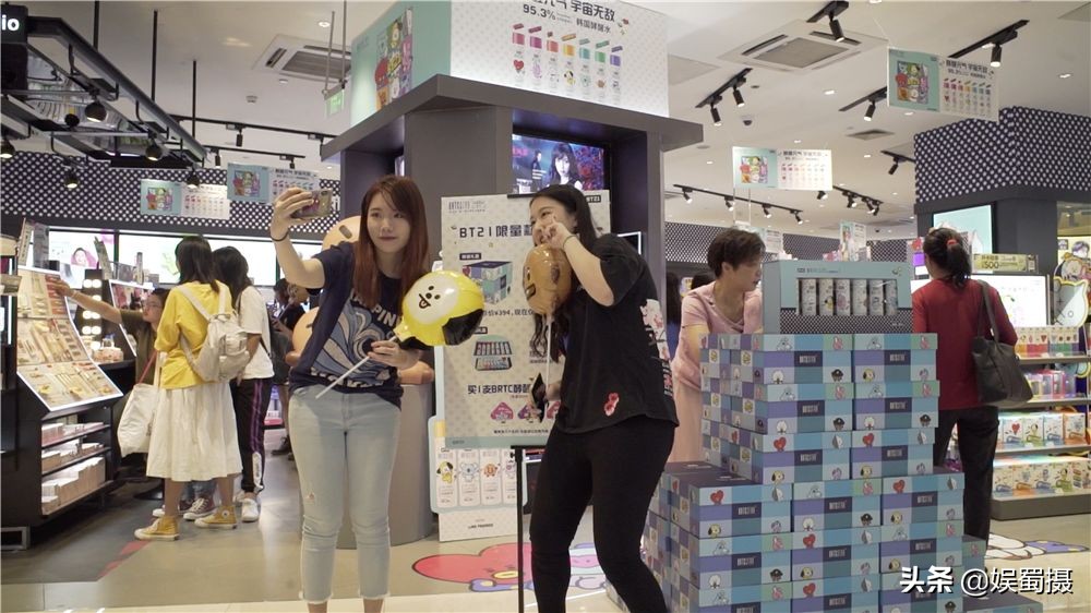 bt21联名款优衣库,优衣库和bt21联名