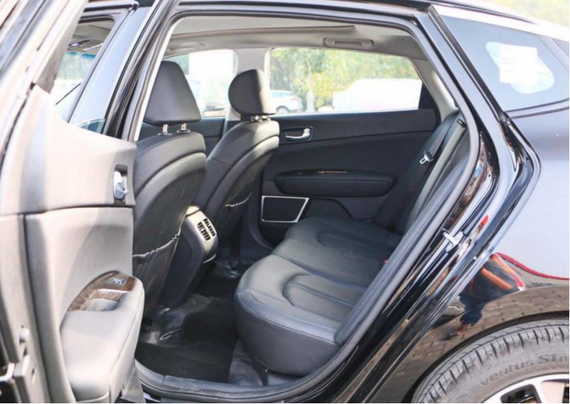 附近靠谱二手车捡漏,捡漏老款伊兰特二手车