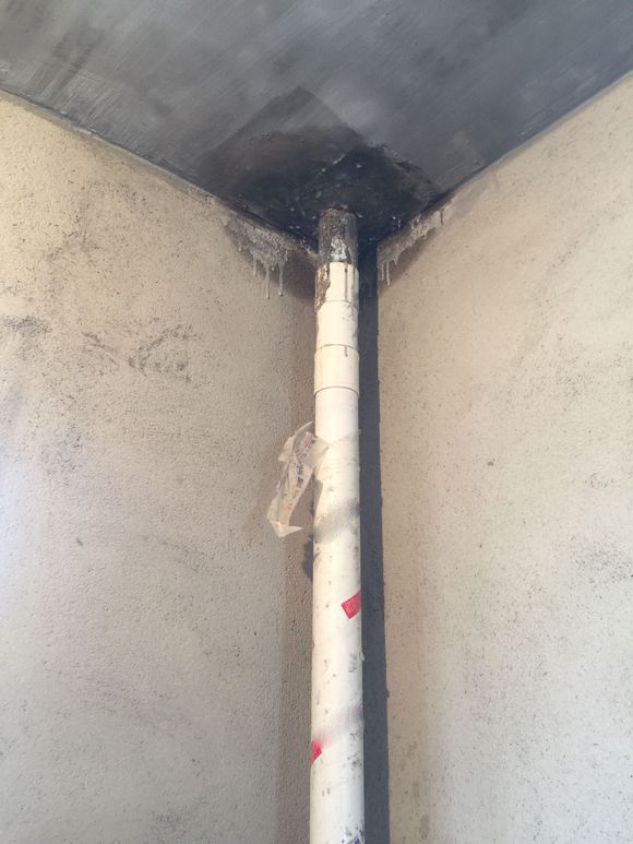 排污管打穿楼板周围怎么密封,排污管穿楼板补漏