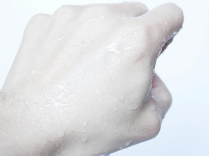 珀莱雅防晒霜和欧莱雅哪个防晒好,防晒霜推荐排行榜欧莱雅防晒