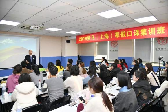 鑱斿悎鍥借缁冪爺绌舵墍瑙嗛,鑱斿悎鍥借缁冪爺绌舵墍浜氬お涓績