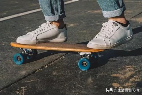 系鞋带怎么可以让鞋带更好看,怎样把鞋带系得很漂亮