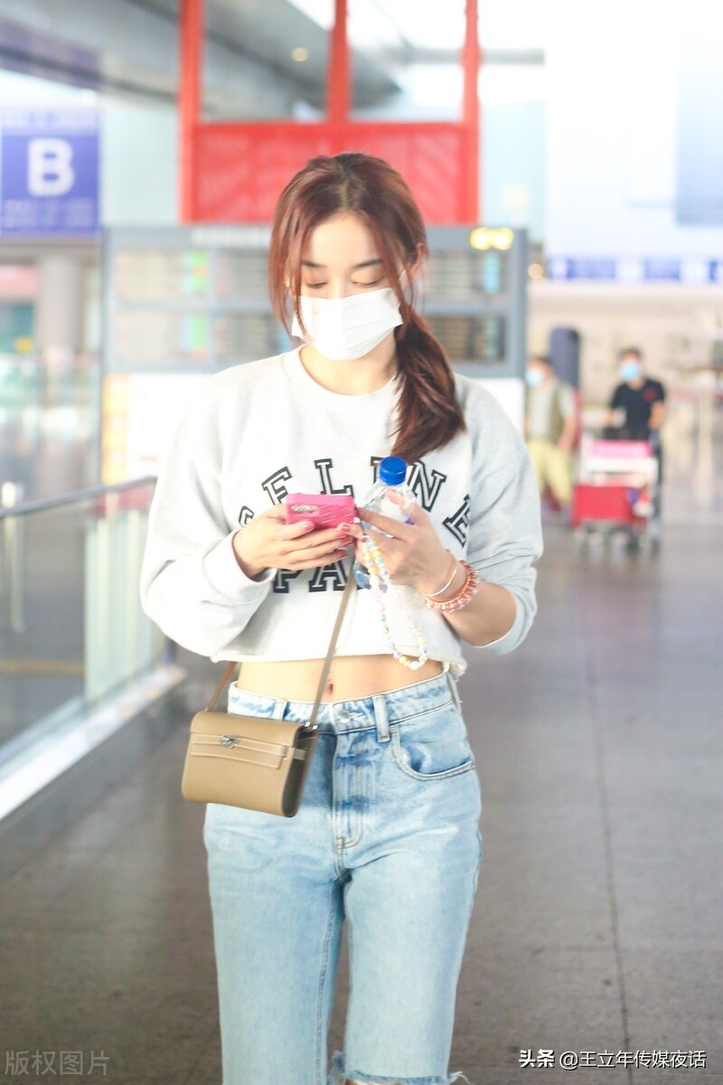 袁姗姗在煎饼侠的造型,袁姗姗云巅之上惊艳