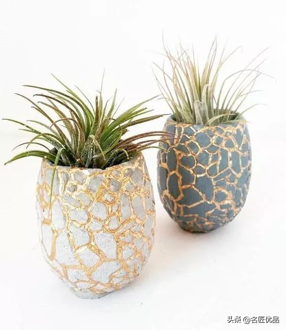 塑料旧手套,新买的手套被塑料和铁连在一起