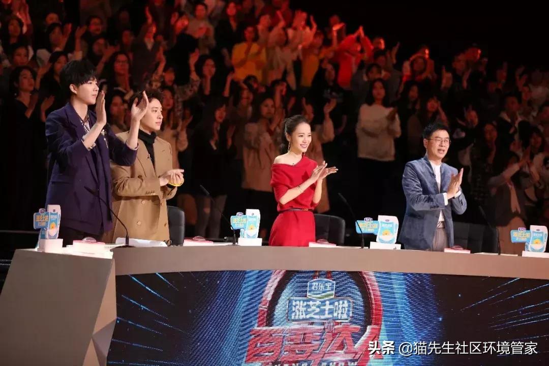 疯狂的裸体彩绘|这世间事十有八九都与垃圾分类有关