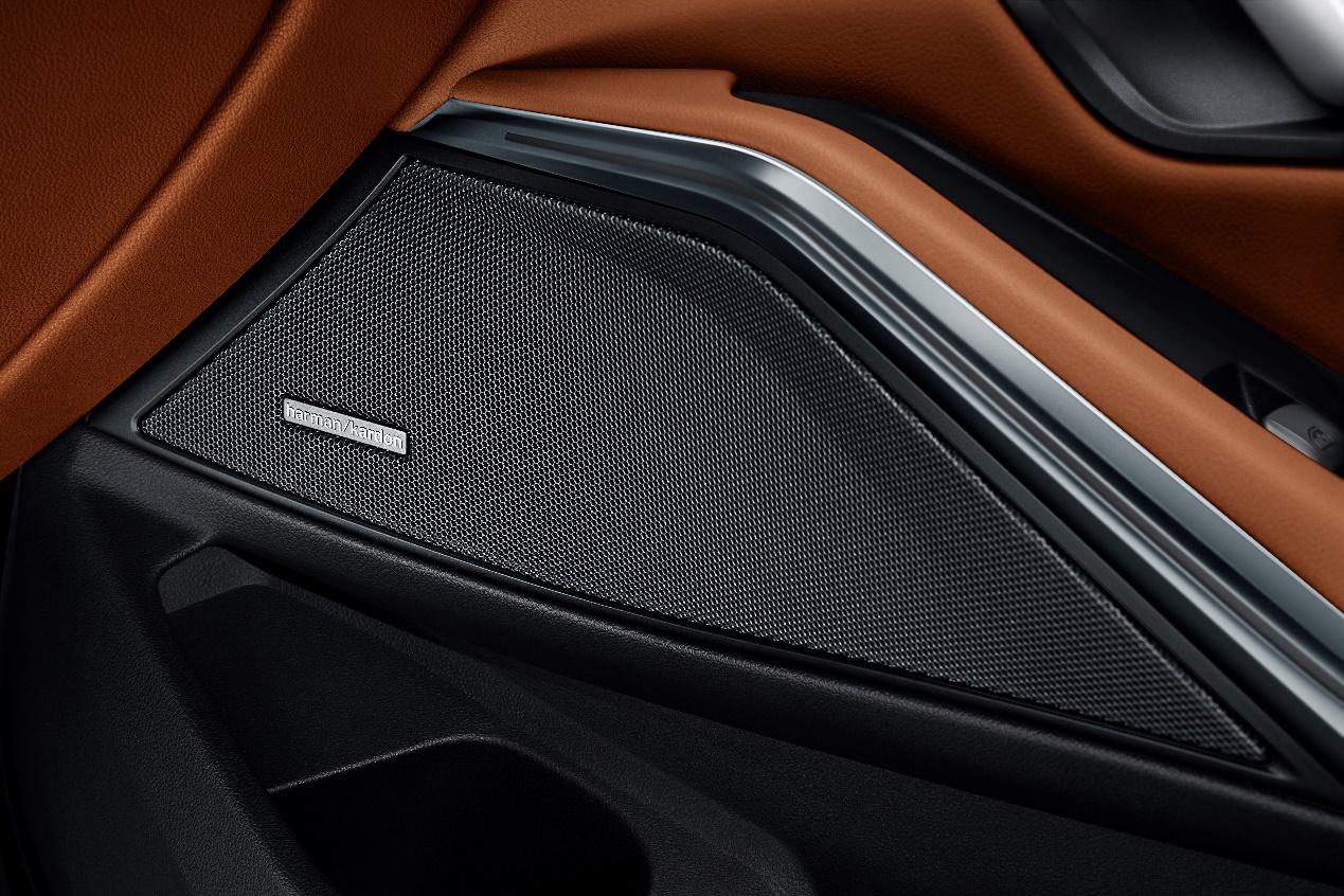 宝马3系老款和新款对比讲解,新宝马3系深度评测内饰