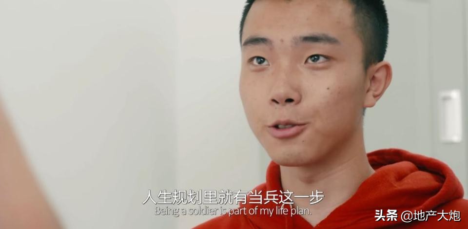 中国当兵的大学生，都是这样度过第一次