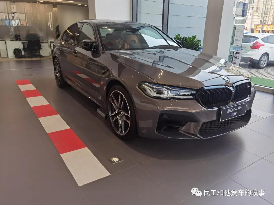 来宝马4s店看车,骏宝行宝马4s