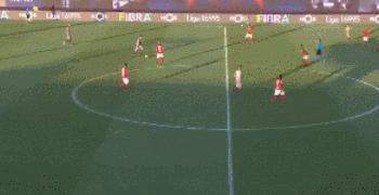 巴萨青春风暴来临？带你深度解读特林康