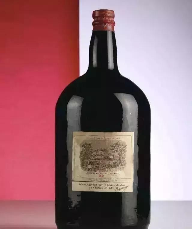 世界上最贵的红酒开出了多少价,世界上最贵红酒是什么酒