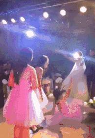 去按脚碰到前女友，怎么化解尴尬