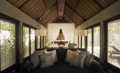 巴厘岛11家顶级酒店报告,巴厘岛前十酒店价格