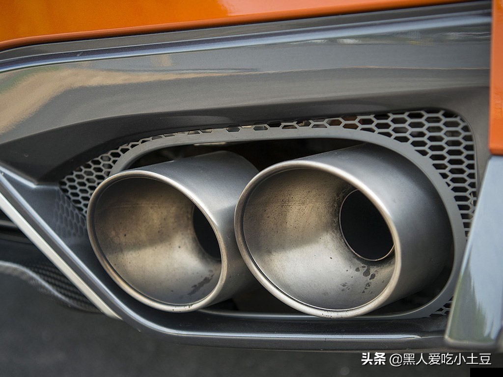 尼桑gtr到底多强,2017款尼桑gtr全方位讲解