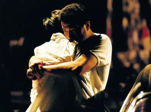 上海艾滋感染者男性占9成：为什么直男也会和男性发生性关系？