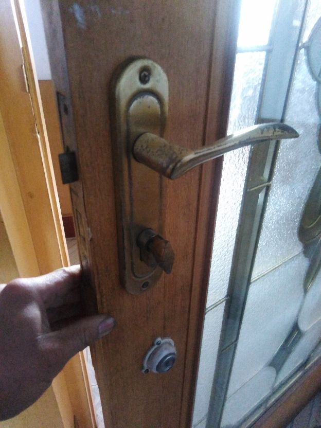 双执手锁拆卸图解,双锁体门锁怎么安装