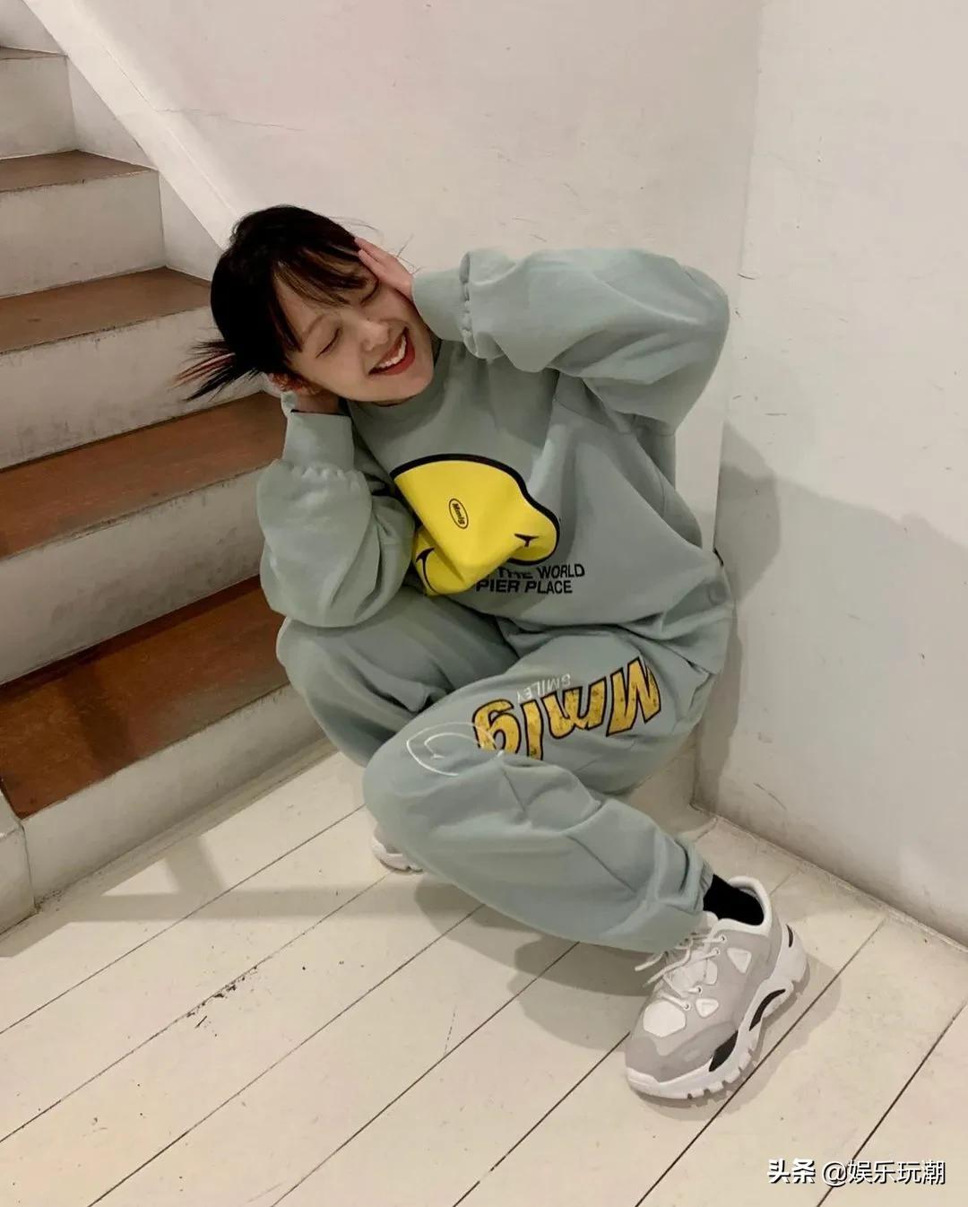 赵露思撞脸小女孩,赵露思撞脸鞠婧祎