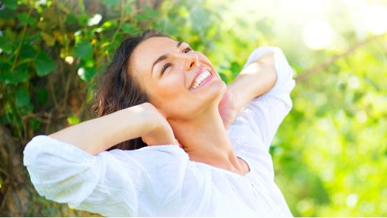 洗脸能搓出泥的慕斯,慕斯洗脸真的能洗出来脏东西吗