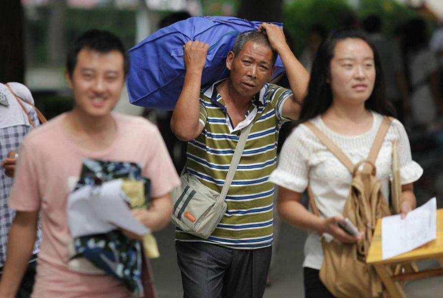 考上北大却撕掉录取通知书,考上北大后被开除再考清华