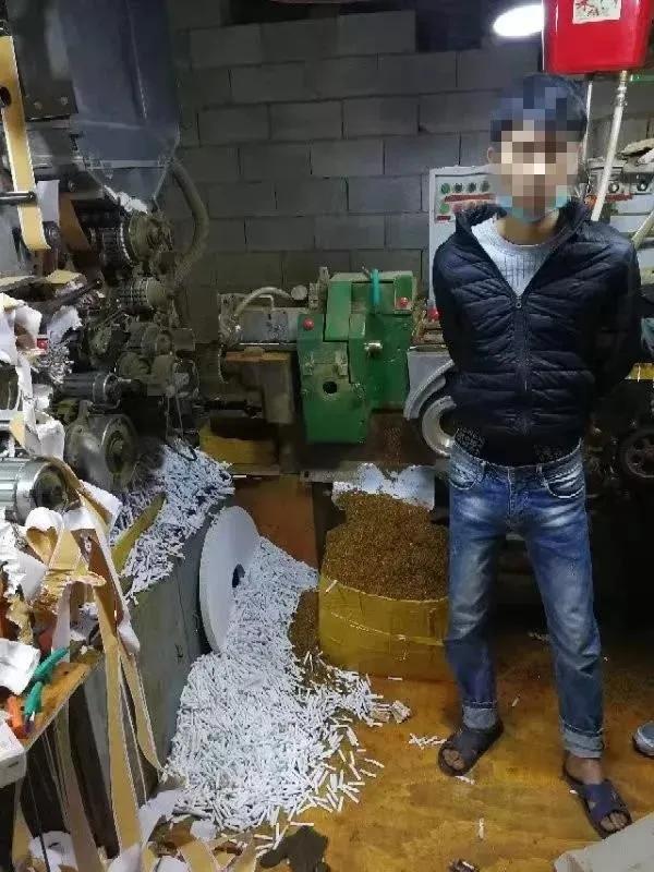 【向群众报告】警察蜀黍今天讲的全是“假”故事……