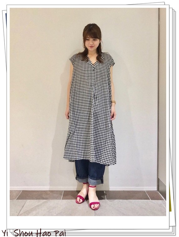 夏季格子衬衫搭配50岁,新款格子衬衫时尚潮流穿搭