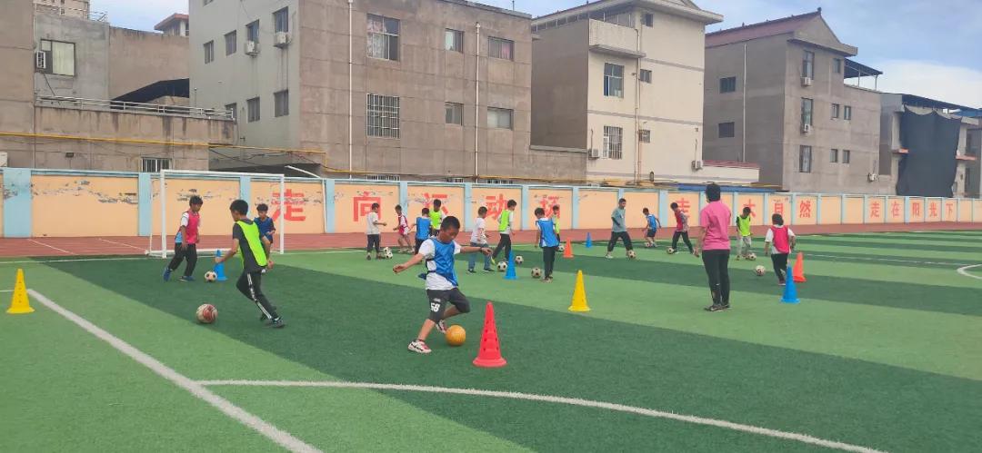 足球梦从这里起航,足球梦在这里起航