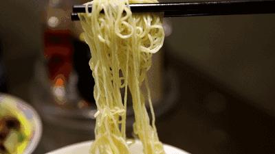 武汉美食牛肉面20块一碗,武汉好吃的老碗面