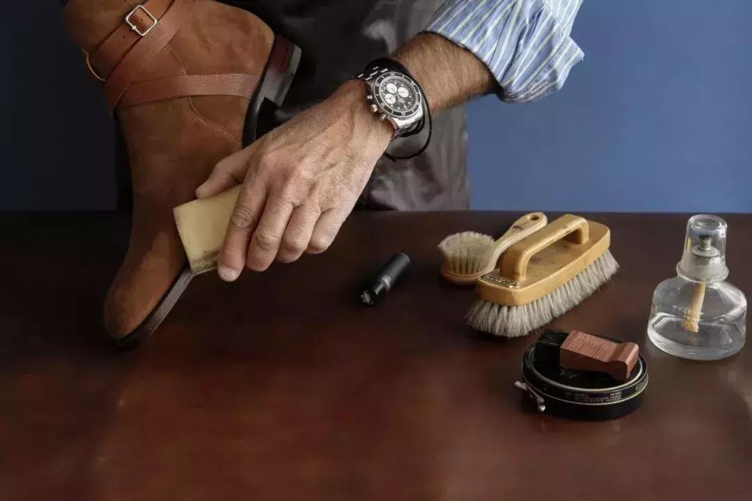 怎么才能让鞋子干燥不臭,如何使鞋子保持干燥