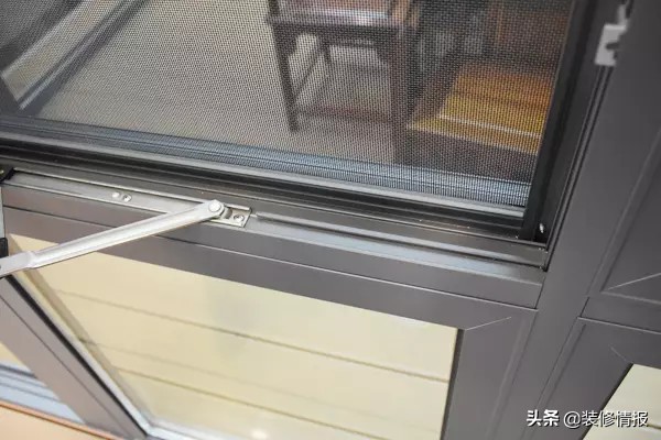 楼房隐形纱窗材料选购技巧,防蚊纱窗选购技巧