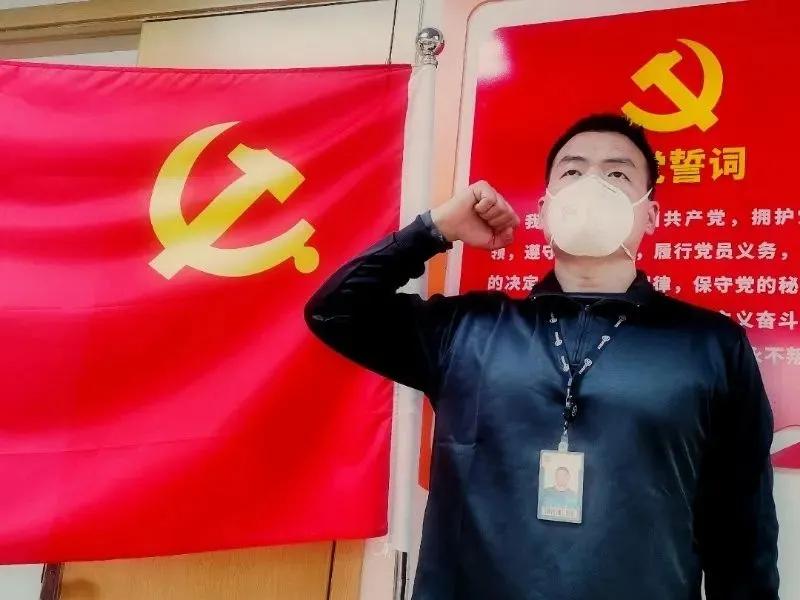 疫情中那些辛苦的人,疫情中还有哪些人员辛苦