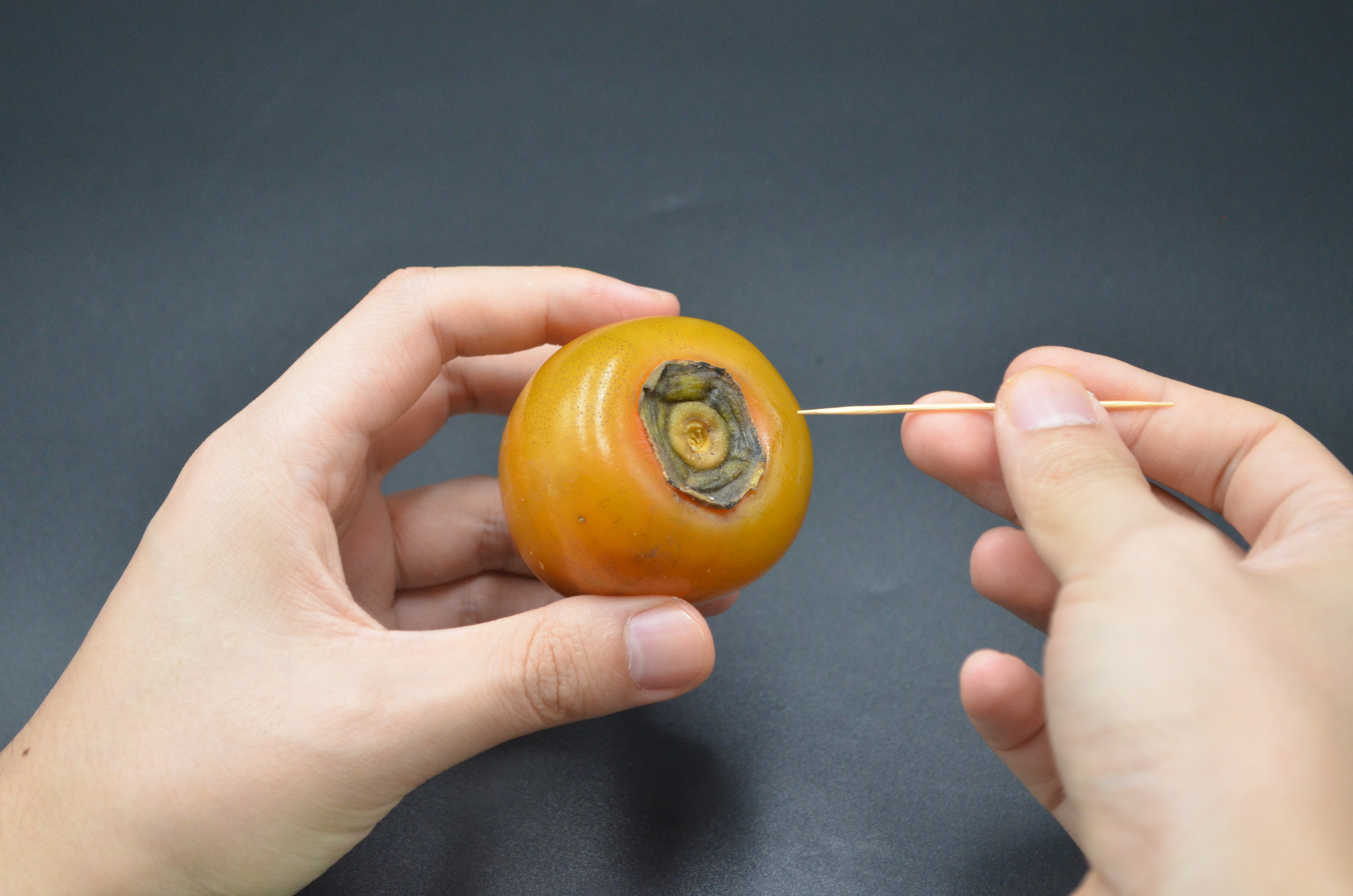 柿子怎样催熟快又好吃,催熟柿子的几个方法简单