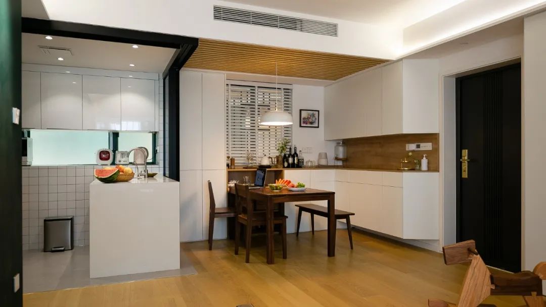 速来学习！深圳99㎡小三居改造，可塞大冰箱、超多收纳，太值了