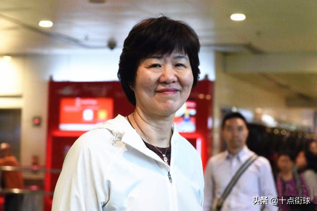 太低调！郎平刘国梁捐献物资不留名，易建联更是到美国采购防护服