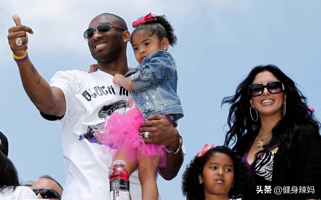 有一种爱情叫瓦妮莎和科比,瓦妮莎对科比深情缅怀