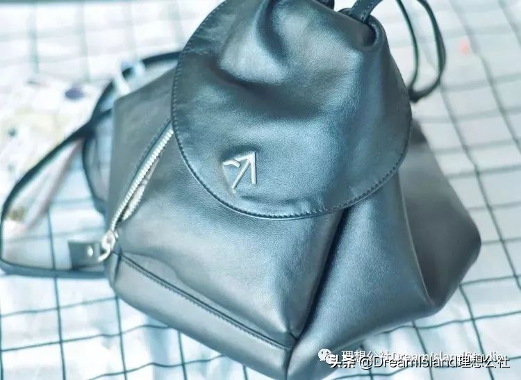 推荐几款适合女生的小包包,想买一款适合的小包包