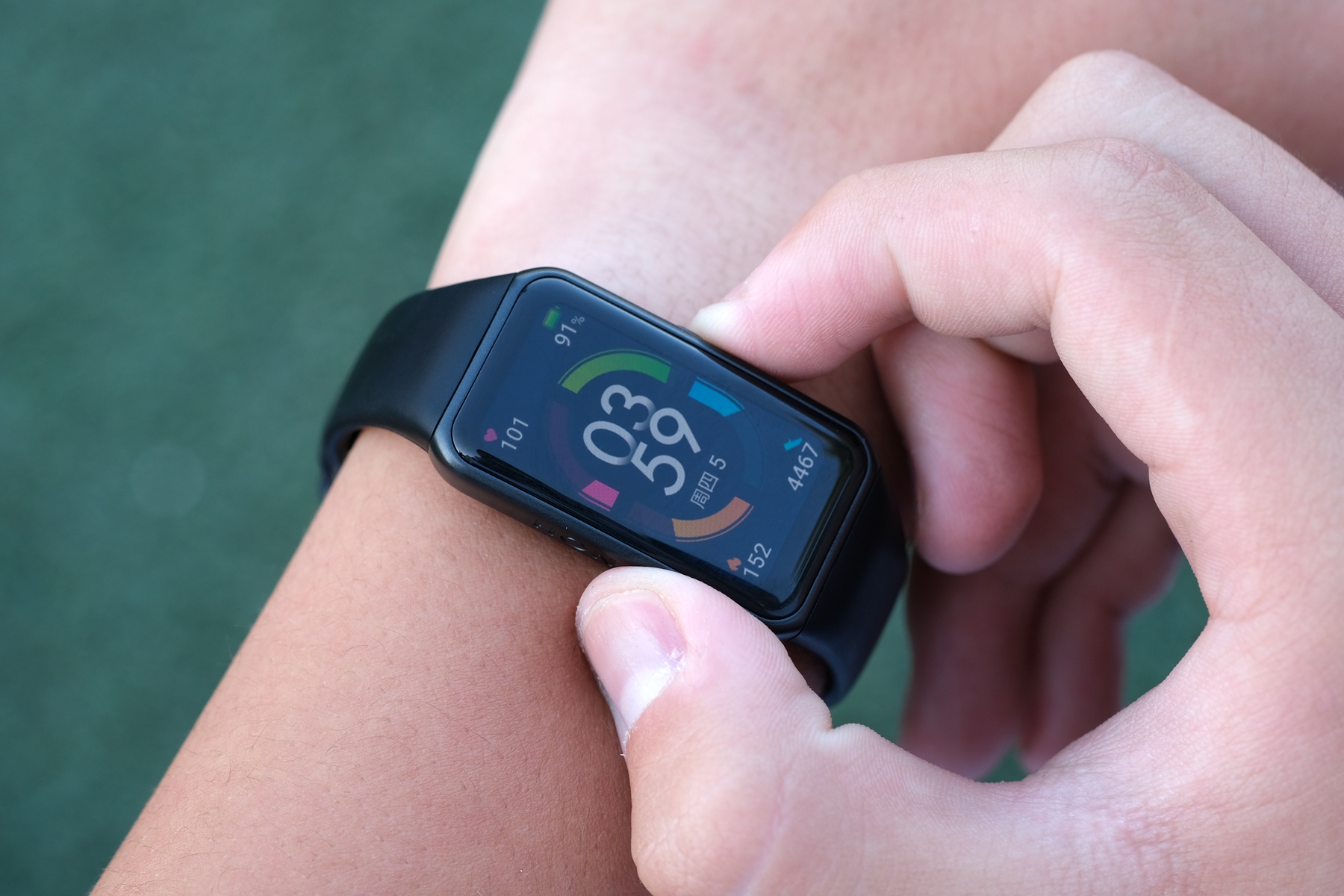 荣耀手环6标准版测评,荣耀手环6标准版的功能有哪些