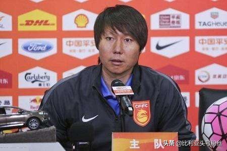 郑智能成国足主帅吗,郑智当国足主帅