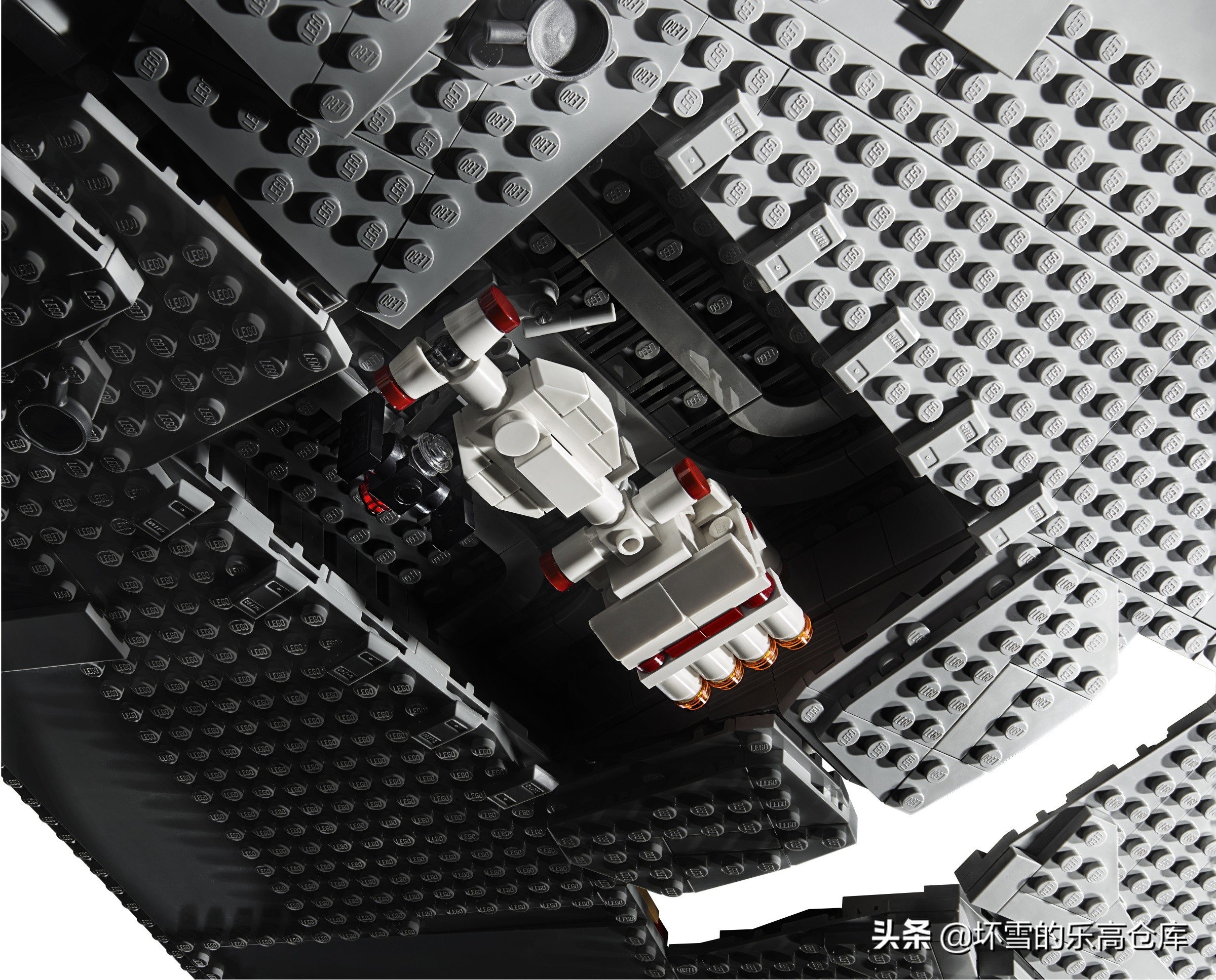 国产乐高歼星舰开箱,二万元的乐高歼星舰