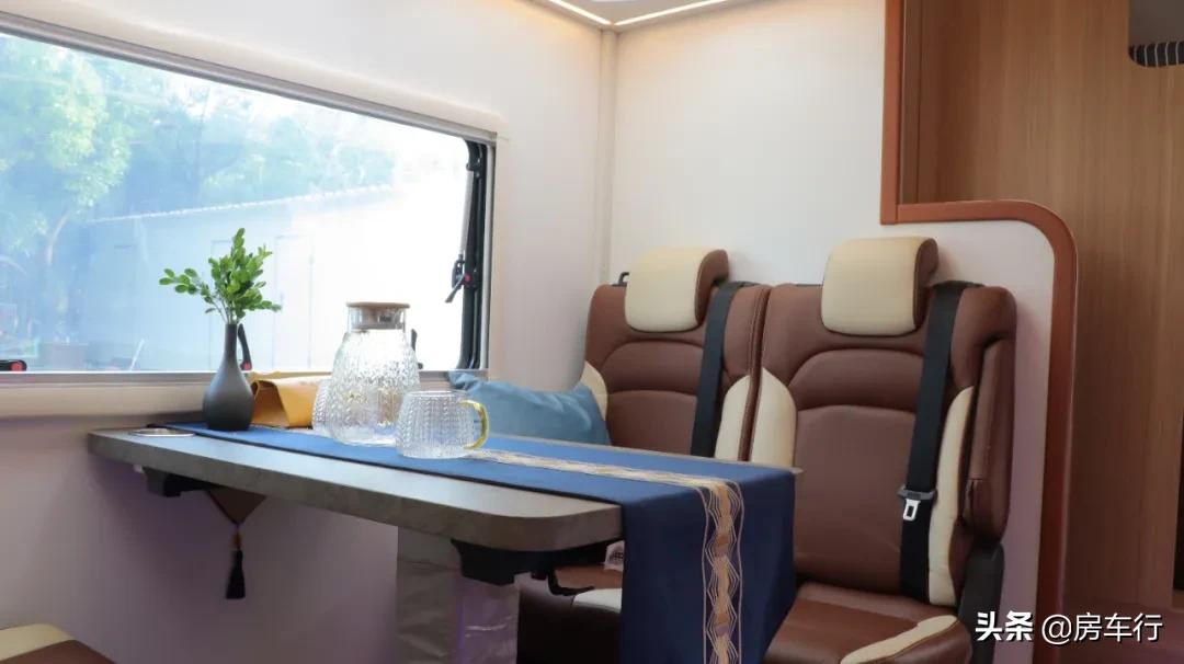 热门房车车型大全,房车十万左右高颜值的车