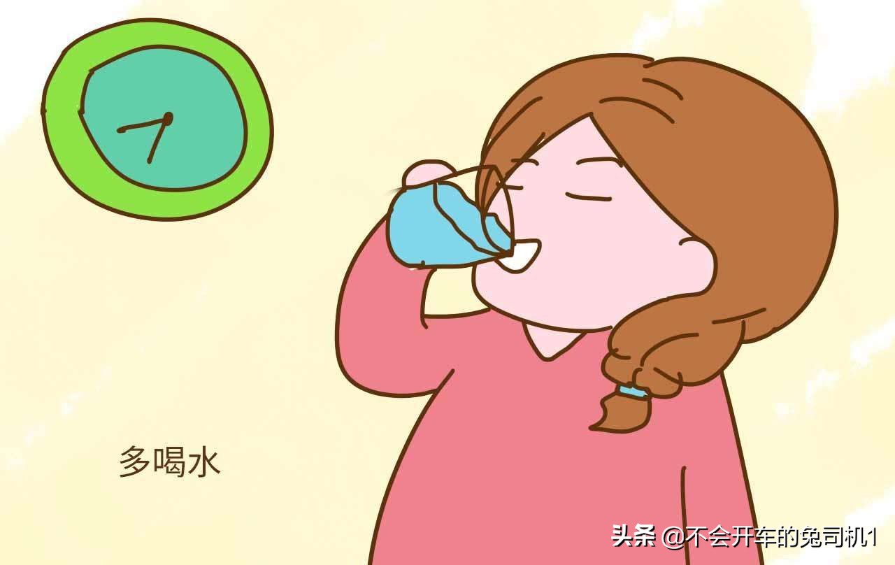 怀孕期间喝水少羊水会很少呢,羊水偏少跟最近喝水少有关吗