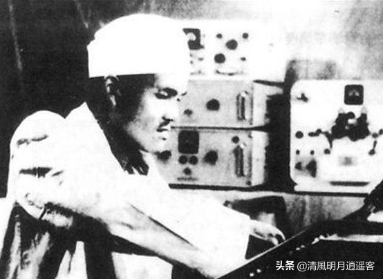 原*弹子**爆炸成功,一张宣传照片,周恩来要求必须将地面部分裁掉