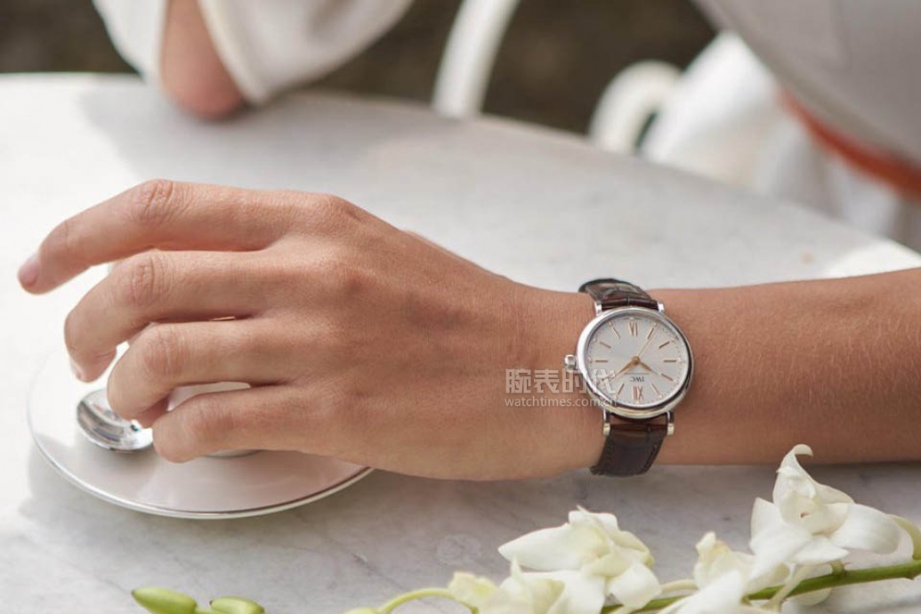 3万左右女表什么品牌好,3到4千的表女款