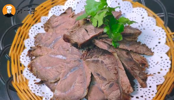 秘制酱牛肉的配方和制作方法,酱牛肉的正宗做法老刘