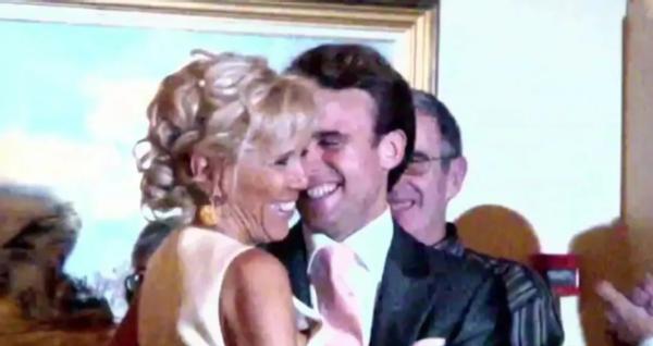 马克龙与69岁布丽吉特,44岁马克龙和69岁布丽吉特同框