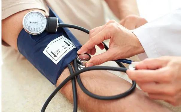 一喝水就想尿是不是肾虚,一直喝水还是感觉口渴是肾虚吗