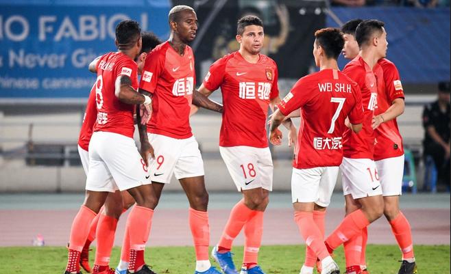 “杨韦”神来之笔!一场1-3让恒大二重天:后防天团集体“养生”