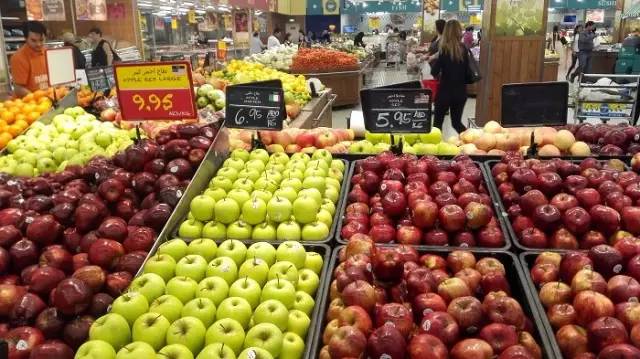 迪拜土豪中国旅游花多少钱,中国土豪vs迪拜土豪